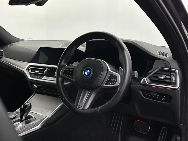 2021 BMW 3 Series - Photo 10