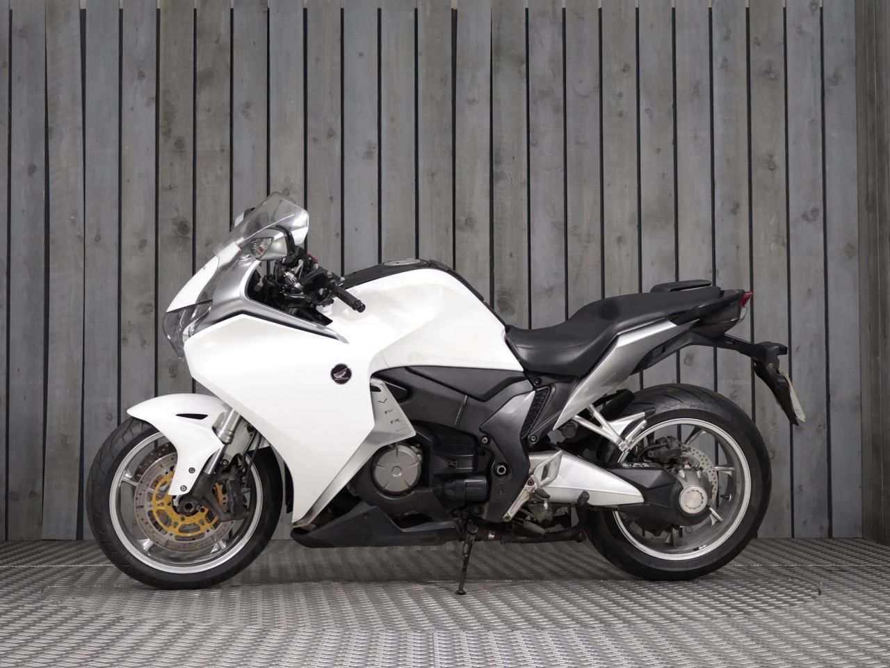 HONDA VFR1200F