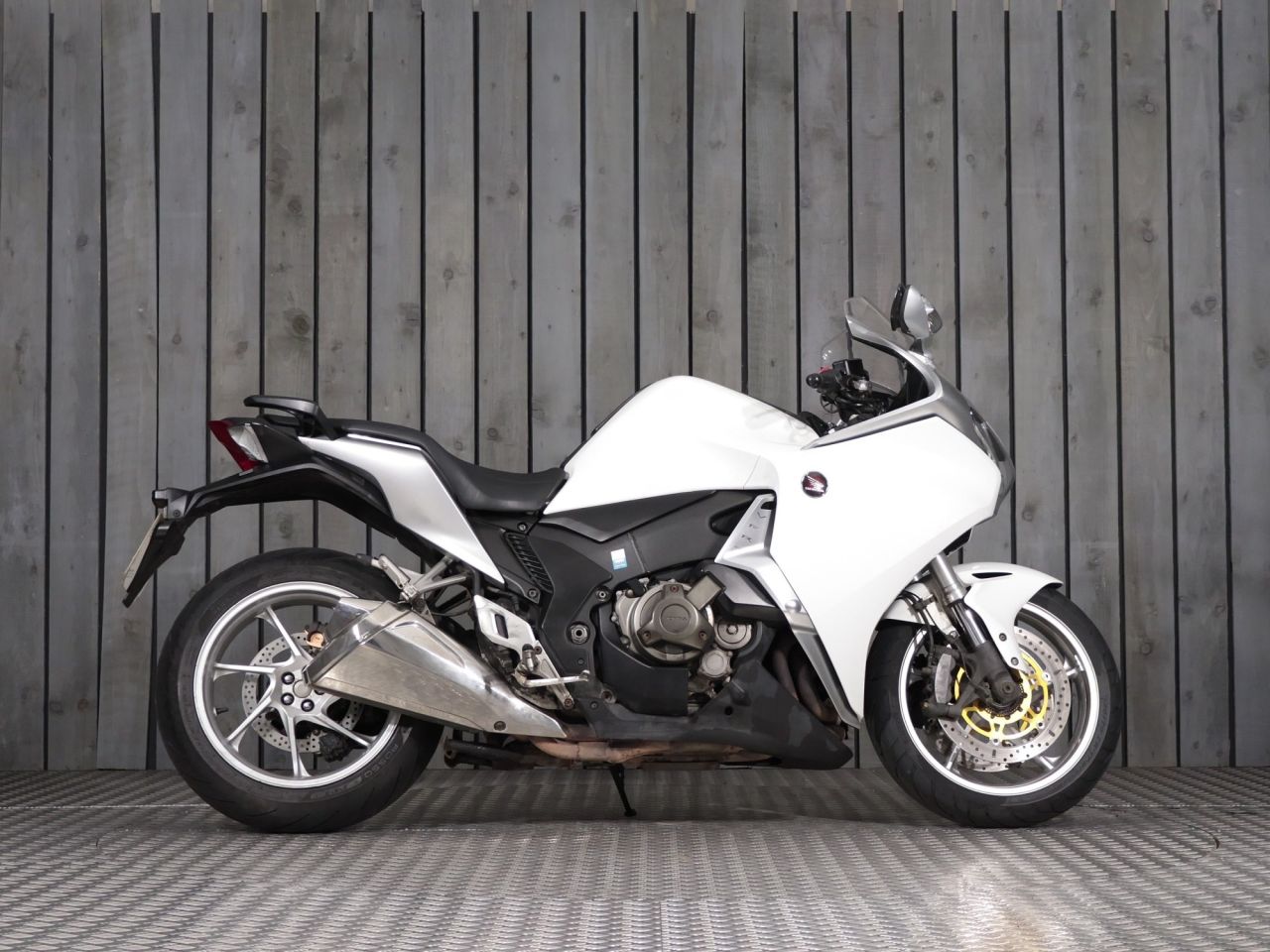 HONDA VFR1200F