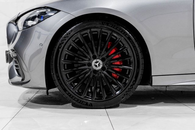 2023 Mercedes-Benz C-Class 2L Amg Line 4dr - Photo 8