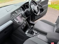 USED 2016 66 VOLKSWAGEN TIGUAN 2.0 TDI BlueMotion Tech SE Navigation SUV 5dr Diesel Manual 4Motion Euro 6 (s/s) (150 ps) 