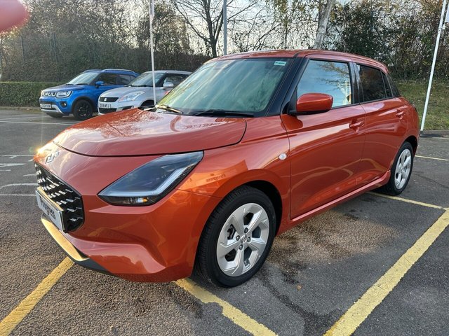 2025 SUZUKI SWIFT - Photo 10