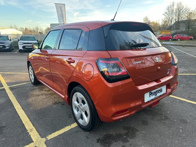 2025 SUZUKI SWIFT - Photo 11