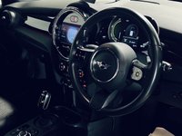 USED 2023 23 MINI Electric Hatch Cooper SE 32.6kWh Level 2 Hatchback 3dr Electric Auto (184 ps) 
