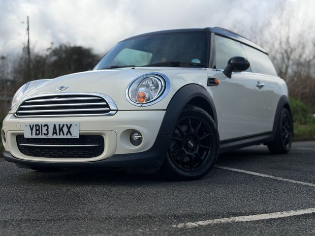 View our MINI CLUBVAN