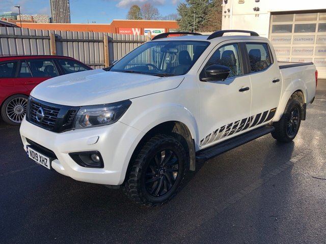 2019 NISSAN NAVARA 2.3 dCi N-Guard Pickup Double Cab 4dr Diesel Manual 4WD Euro 6 (s/s) (190 ps) - Photo 2