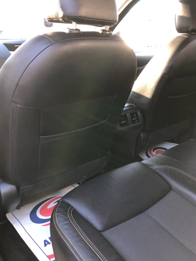 2019 NISSAN NAVARA 2.3 dCi N-Guard Pickup Double Cab 4dr Diesel Manual 4WD Euro 6 (s/s) (190 ps) - Photo 11