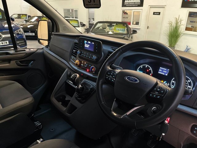 View our FORD TOURNEO CUSTOM