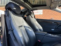 USED 2006 56 MERCEDES-BENZ SL 3.5 SL350 Convertible 2dr Petrol 7G-Tronic (246 g/km, 272 bhp) 6 Months Warranty included