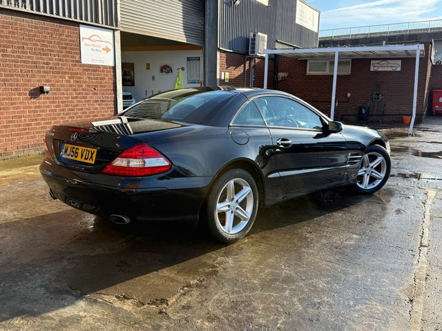 2006 Mercedes-Benz SL - Photo 4