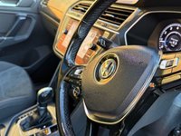 USED 2017 67 VOLKSWAGEN TIGUAN 1.4 TSI SEL SUV 5dr Petrol DSG Euro 6 (s/s) (150 ps) Includes DSG Gearbox Service