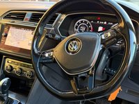 USED 2017 67 VOLKSWAGEN TIGUAN 1.4 TSI SEL SUV 5dr Petrol DSG Euro 6 (s/s) (150 ps) Includes DSG Gearbox Service