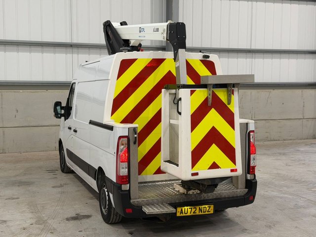 2022 RENAULT TRUCKS MASTER - Photo 12