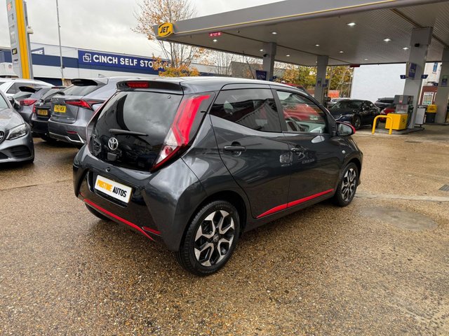 2021 TOYOTA AYGO - Photo 7