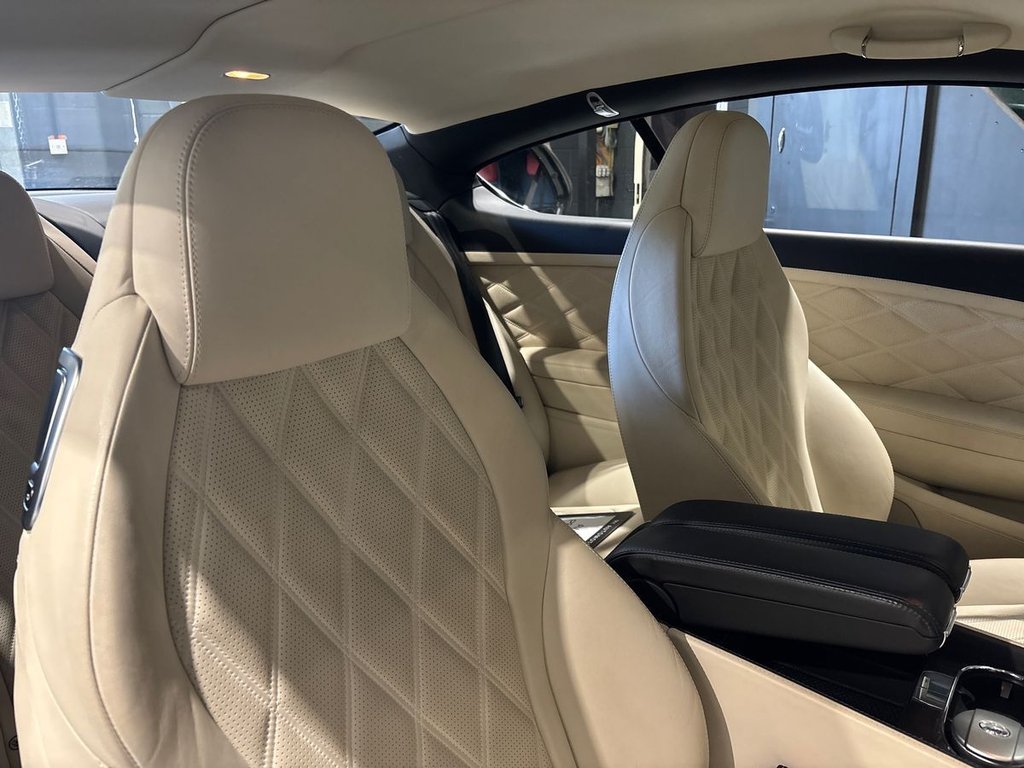 USED 2011 A BENTLEY CONTINENTAL 6.0 FlexFuel GT Coupe 2dr Bi Fuel Auto 6Spd 4WD Euro 5 (575 ps) MULLINER PACK|STUNNING HISTORY