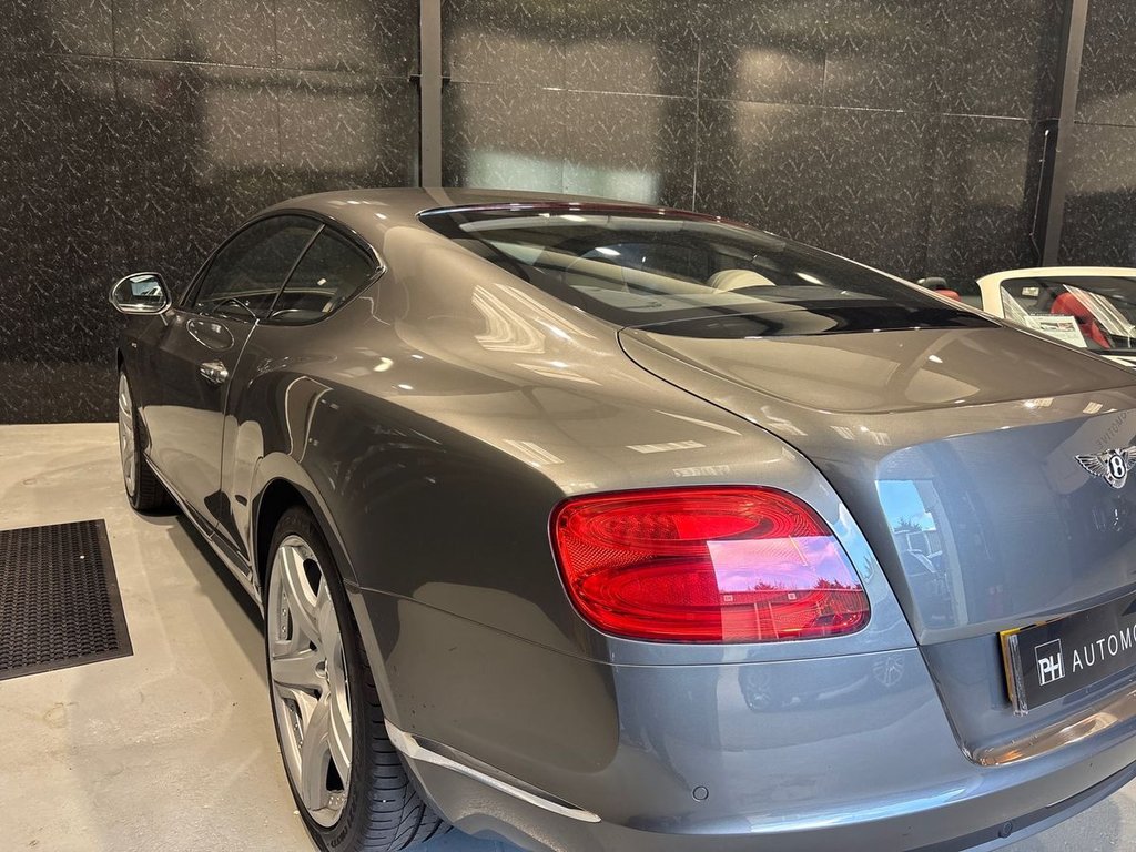 USED 2011 A BENTLEY CONTINENTAL 6.0 FlexFuel GT Coupe 2dr Bi Fuel Auto 6Spd 4WD Euro 5 (575 ps) MULLINER PACK|STUNNING HISTORY