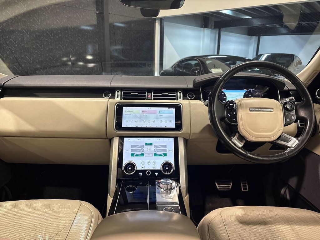 USED 2018 B LAND ROVER RANGE ROVER 4.4 SD V8 Vogue SE SUV 5dr Diesel Auto 4WD Euro 6 (s/s) (339 ps) DEPLOYABLE STEPS & TOW BAR