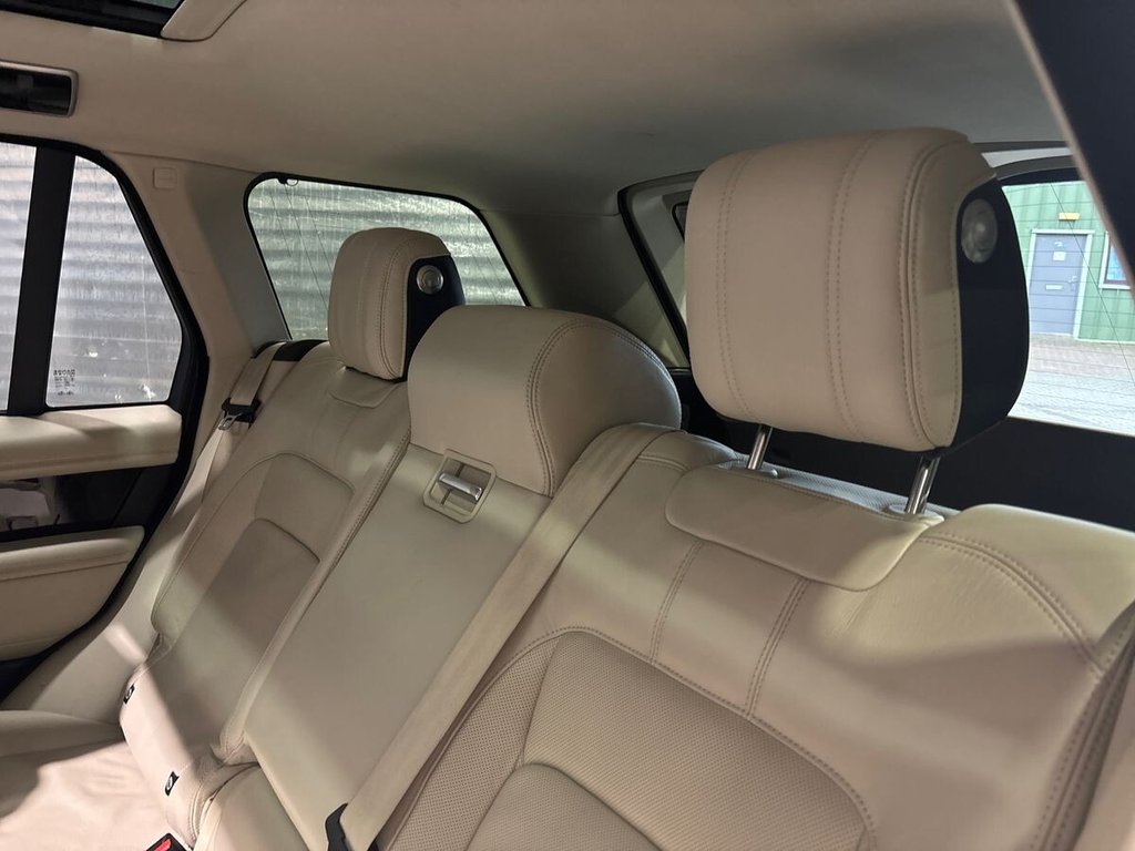 USED 2018 B LAND ROVER RANGE ROVER 4.4 SD V8 Vogue SE SUV 5dr Diesel Auto 4WD Euro 6 (s/s) (339 ps) DEPLOYABLE STEPS & TOW BAR
