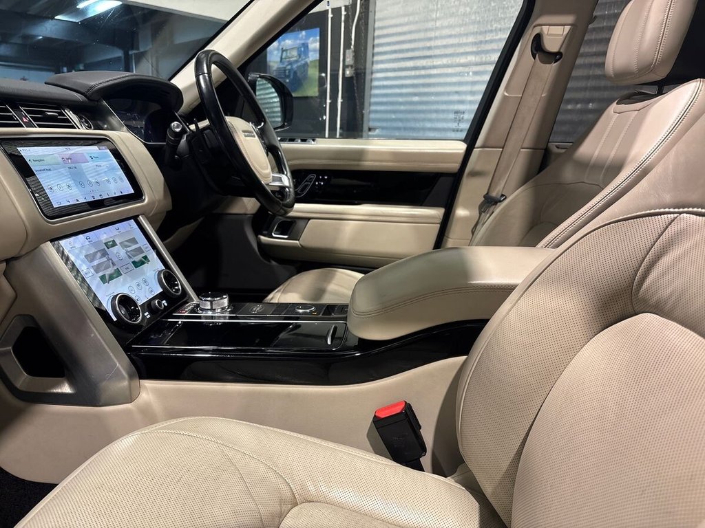 USED 2018 B LAND ROVER RANGE ROVER 4.4 SD V8 Vogue SE SUV 5dr Diesel Auto 4WD Euro 6 (s/s) (339 ps) DEPLOYABLE STEPS & TOW BAR
