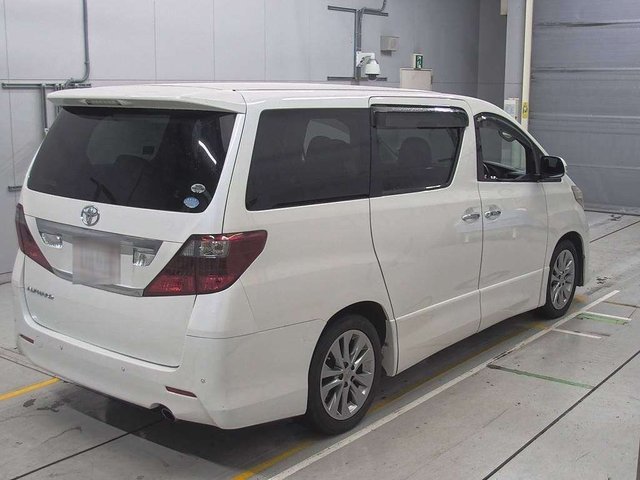 2010 TOYOTA ALPHARD 2.4 Automatic Petrol White 5dr - Photo 3