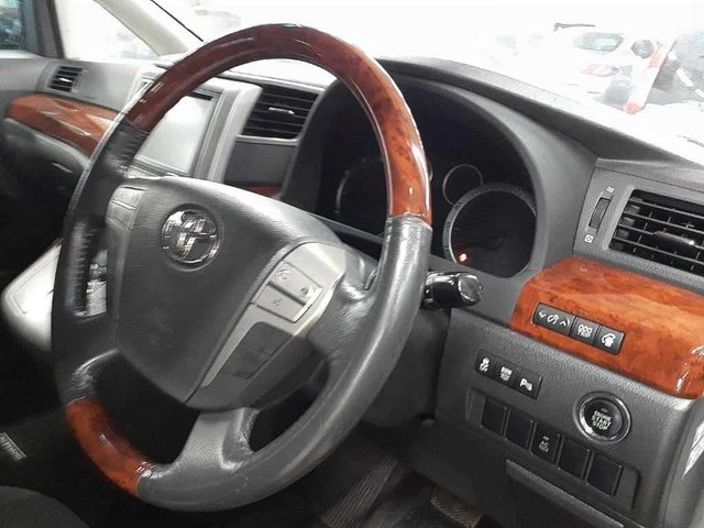2010 TOYOTA ALPHARD 2.4 Automatic Petrol White 5dr - Photo 12