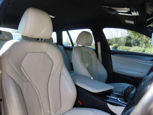 2017 BMW 5 SERIES - Photo 9