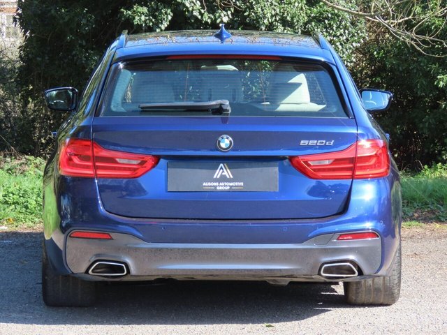 2017 BMW 5 SERIES - Photo 6