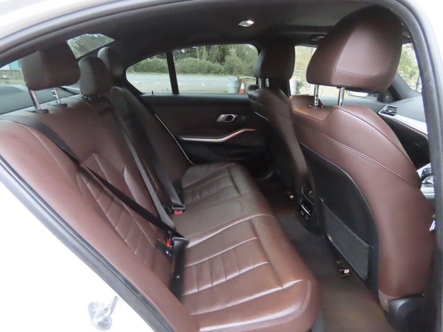 2019 BMW 3 SERIES - Photo 11