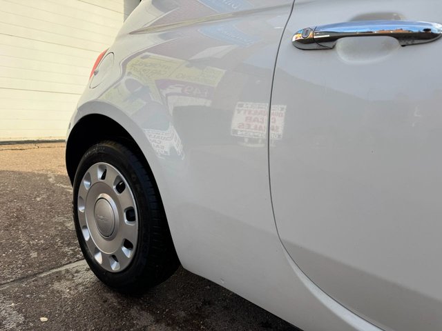 2016 Fiat 500 1.2L Pop 3dr - Photo 11