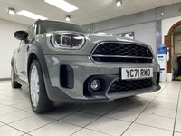 USED 2021 71 MINI COUNTRYMAN 1.5 10kWh Cooper SE Classic SUV 5dr Petrol Plug-in Hybrid Auto ALL4 Euro 6 (s/s) (222 ps) MOONWALK GREY / CARBON BLACK LEATHERETTE TRIM / ALL 4 / AUTOMATIC / PETROL HYBRID / &pound;2000 OF EXTRAS / 1 OWNER FROM NEW / TOUCHSCREEN APPLE CARPLAY & NAVIGATION / DAB / REAR PARKING SENSORS / 3 PIN PLUG CHARGER & POD CHARGER
