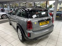 USED 2021 71 MINI COUNTRYMAN 1.5 10kWh Cooper SE Classic SUV 5dr Petrol Plug-in Hybrid Auto ALL4 Euro 6 (s/s) (222 ps) MOONWALK GREY / CARBON BLACK LEATHERETTE TRIM / ALL 4 / AUTOMATIC / PETROL HYBRID / &pound;2000 OF EXTRAS / 1 OWNER FROM NEW / TOUCHSCREEN APPLE CARPLAY & NAVIGATION / DAB / REAR PARKING SENSORS / 3 PIN PLUG CHARGER & POD CHARGER
