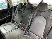 USED 2021 71 MINI COUNTRYMAN 1.5 10kWh Cooper SE Classic SUV 5dr Petrol Plug-in Hybrid Auto ALL4 Euro 6 (s/s) (222 ps) MOONWALK GREY / CARBON BLACK LEATHERETTE TRIM / ALL 4 / AUTOMATIC / PETROL HYBRID / &pound;2000 OF EXTRAS / 1 OWNER FROM NEW / TOUCHSCREEN APPLE CARPLAY & NAVIGATION / DAB / REAR PARKING SENSORS / 3 PIN PLUG CHARGER & POD CHARGER