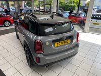 USED 2021 71 MINI COUNTRYMAN 1.5 10kWh Cooper SE Classic SUV 5dr Petrol Plug-in Hybrid Auto ALL4 Euro 6 (s/s) (222 ps) MOONWALK GREY / CARBON BLACK LEATHERETTE TRIM / ALL 4 / AUTOMATIC / PETROL HYBRID / &pound;2000 OF EXTRAS / 1 OWNER FROM NEW / TOUCHSCREEN APPLE CARPLAY & NAVIGATION / DAB / REAR PARKING SENSORS / 3 PIN PLUG CHARGER & POD CHARGER