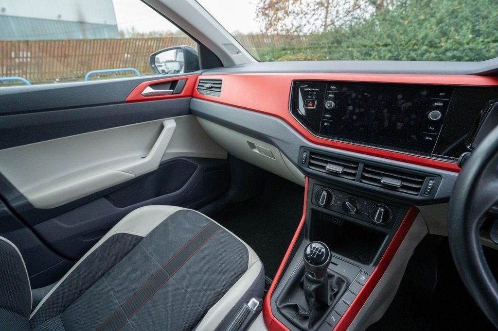 USED 2020 70 VOLKSWAGEN POLO 1.0 TSI GPF beats Hatchback 5dr Petrol Manual Euro 6 (s/s) (95 ps) A BEAUTIFUL EXAMPLE PERFECTLY CARED FOR ITH A FULL VW SERVICE JUST COMPLETED