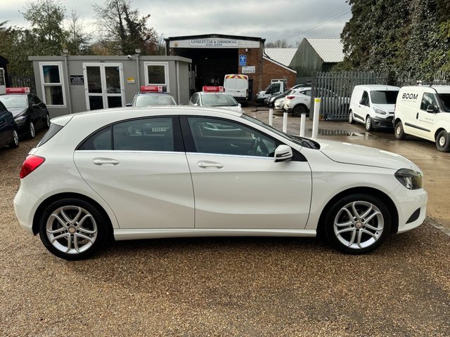 2015 MERCEDES-BENZ A-CLASS 1.5 A180 CDI Sport Hatchback 5dr Diesel 7G-DCT Euro 5 (s/s) (109 ps) - Photo 7