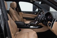 USED 2019 69 PORSCHE CAYENNE 4.0T V8 GPF Turbo 
