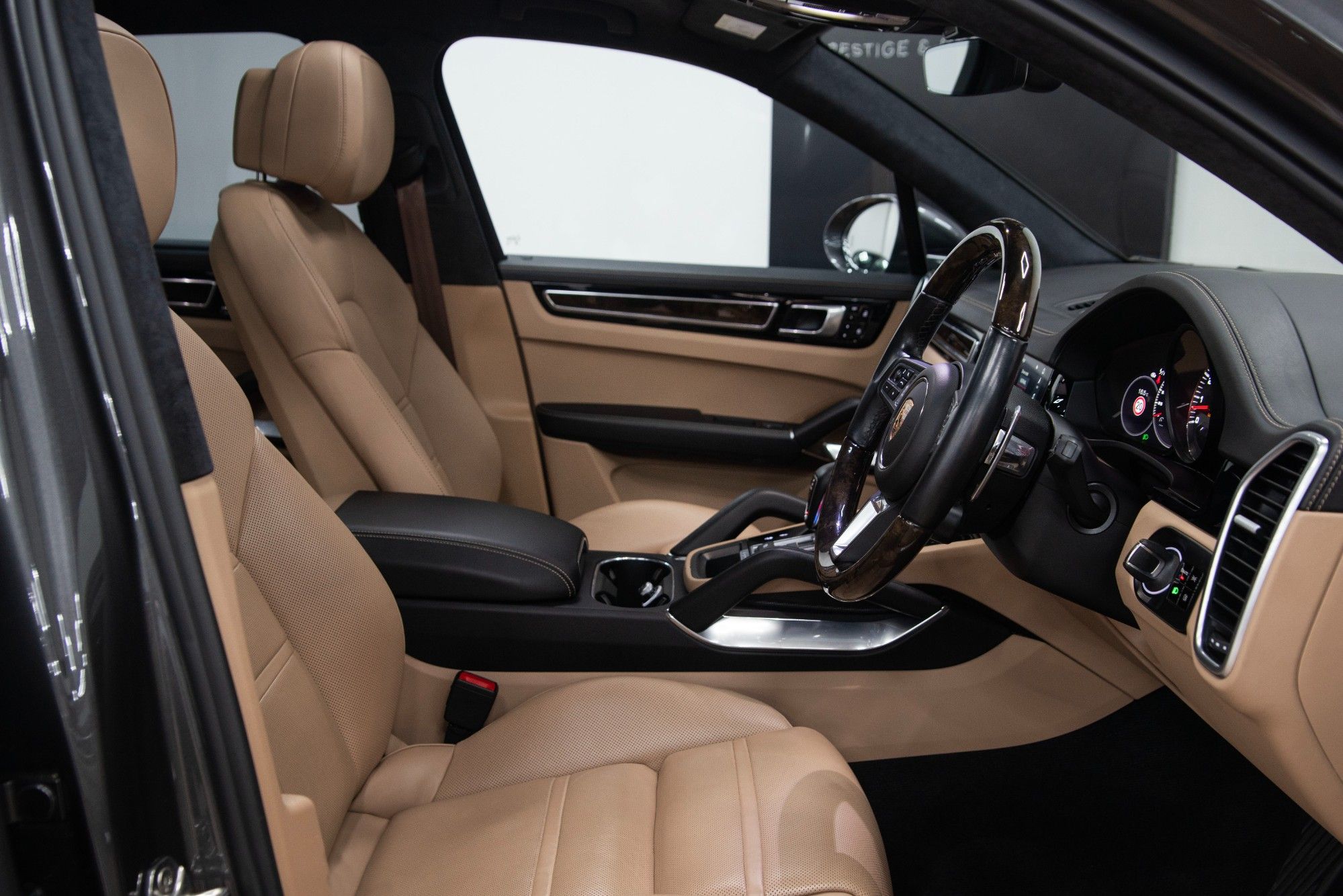 USED 2019 69 PORSCHE CAYENNE 4.0T V8 GPF Turbo 