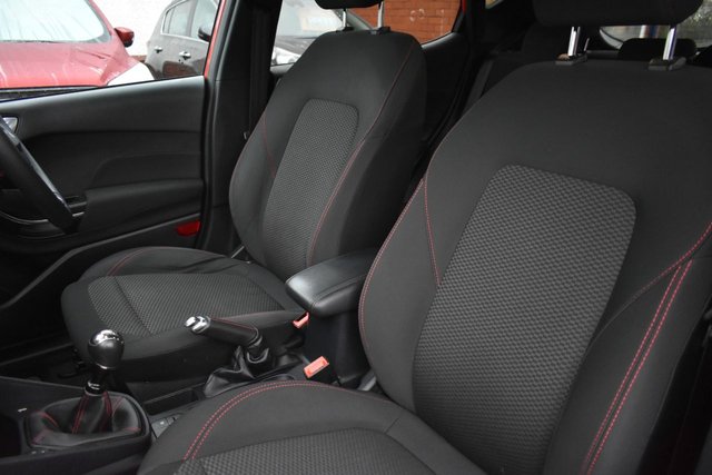 2020 FORD FIESTA - Photo 12