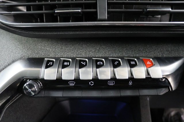 2021 Peugeot 5008 1.5L Allure Premium 5dr - Photo 12