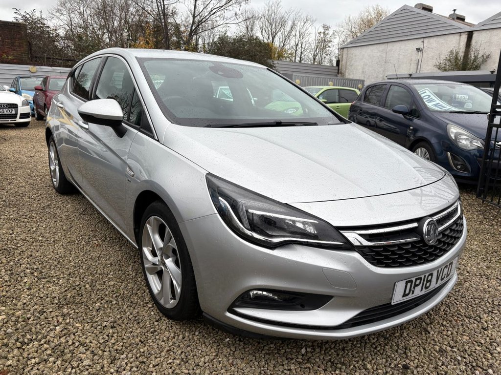 2018 Vauxhall ASTRA exterior view