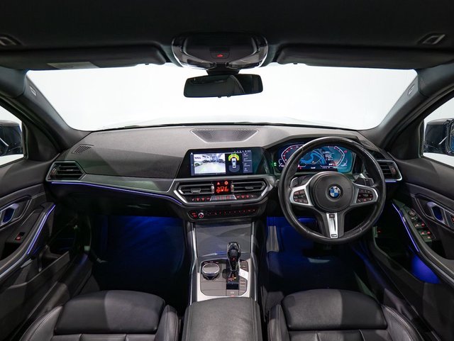 2021 BMW 3 Series 2L M Sport 4dr - Photo 2