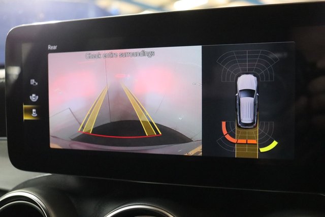 2022 MERCEDES-BENZ GLC 2.0 GLC220d AMG Line (Premium) 4MATIC 5dr G-Tronic+ - Photo 11