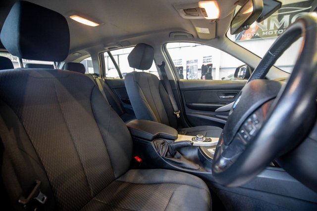 2015 BMW 3 Series 1.5L Se 5dr - Photo 3