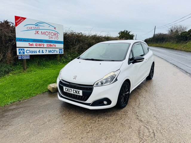 2017 17 Peugeot 208 1.2 PureTech Black Edition Hatchback 3dr Petrol Manual Euro 6 (82 ps)