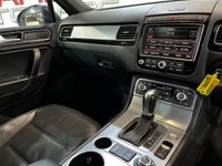 USED 2016 16 VOLKSWAGEN TOUAREG 3.0 TDI V6 BlueMotion Tech R-Line SUV 5dr Diesel Tiptronic 4WD Euro 6 (s/s) (262 ps) 2 keys, FSH, pan roof, leather, NAV