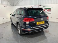 USED 2016 16 VOLKSWAGEN TOUAREG 3.0 TDI V6 BlueMotion Tech R-Line SUV 5dr Diesel Tiptronic 4WD Euro 6 (s/s) (262 ps) 2 keys, FSH, pan roof, leather, NAV