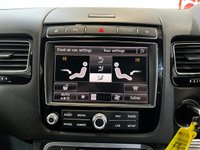 USED 2016 16 VOLKSWAGEN TOUAREG 3.0 TDI V6 BlueMotion Tech R-Line SUV 5dr Diesel Tiptronic 4WD Euro 6 (s/s) (262 ps) 2 keys, FSH, pan roof, leather, NAV