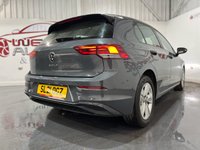 USED 2021 21 VOLKSWAGEN GOLF 1.5 TSI Life Hatchback 5dr Petrol Manual Euro 6 (s/s) (150 ps) 2 keys, digi dash, ambient lighting
