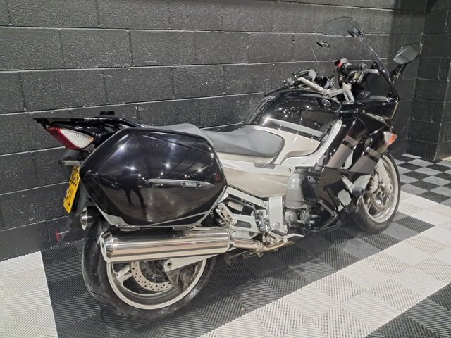 View our YAMAHA FJR1300