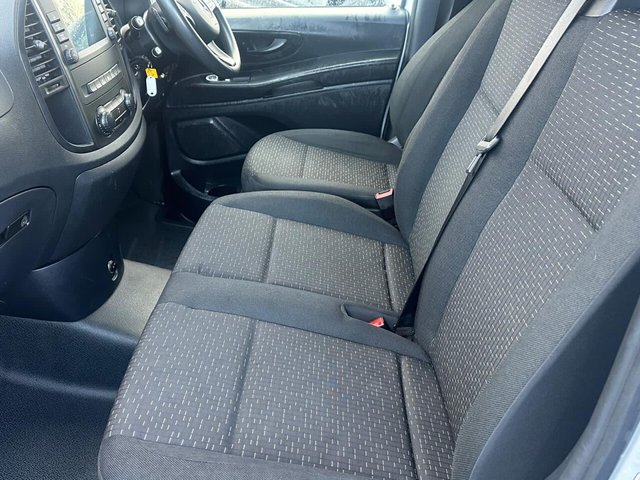 2021 Mercedes-Benz VITO - Photo 9